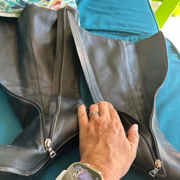 Prada black knee high boots with white stitching - great condition- no tears - - Picture 4 of 6